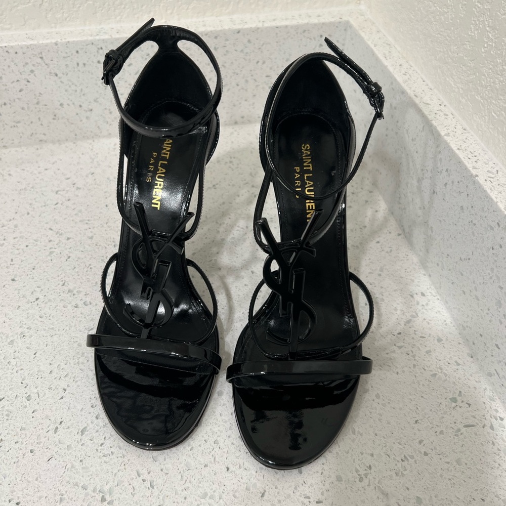 YSL casandra sandal black patent leather size 37.5